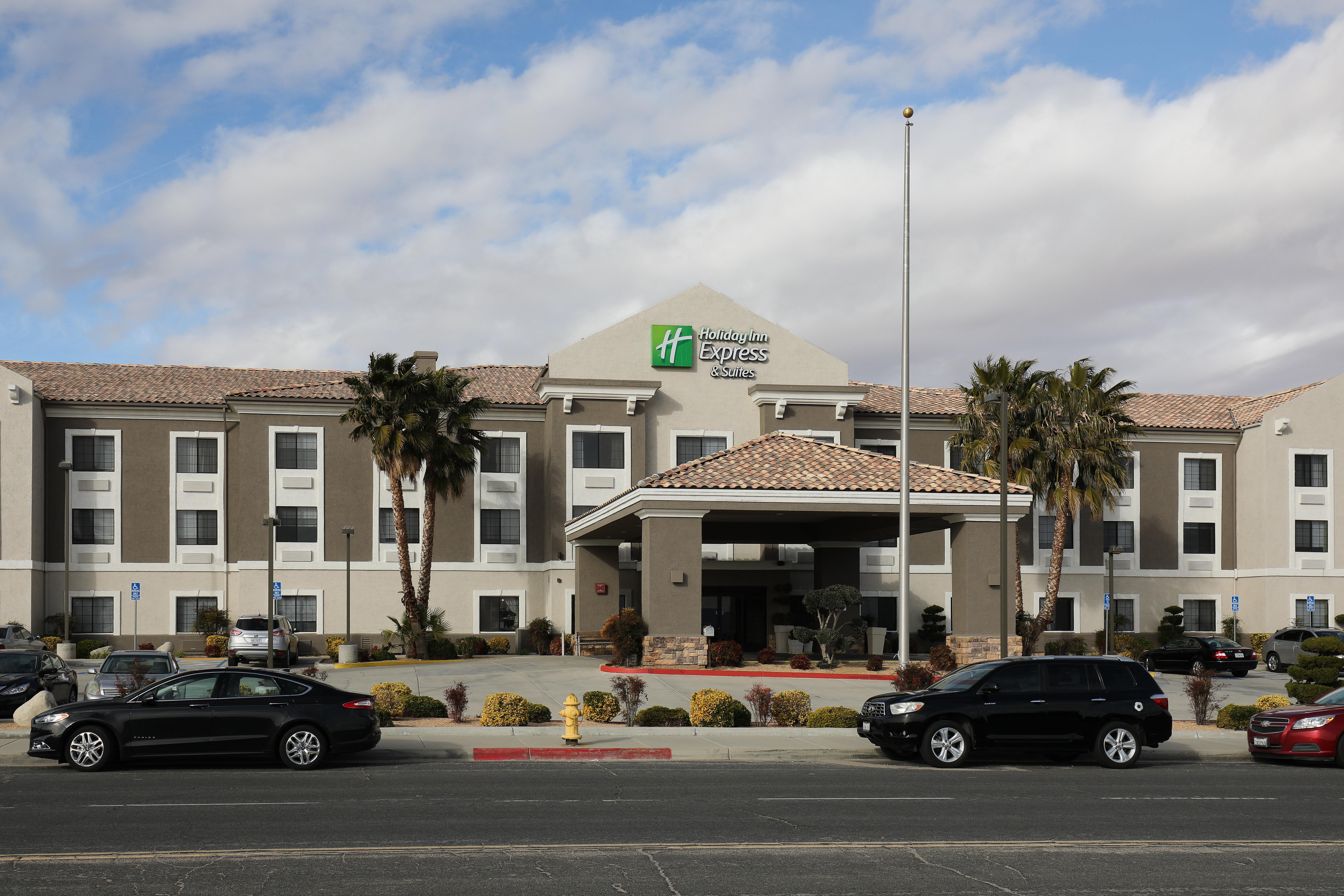 Holiday Inn Express Hotel & Suites Hesperia, An Ihg Hotel Exteriör bild