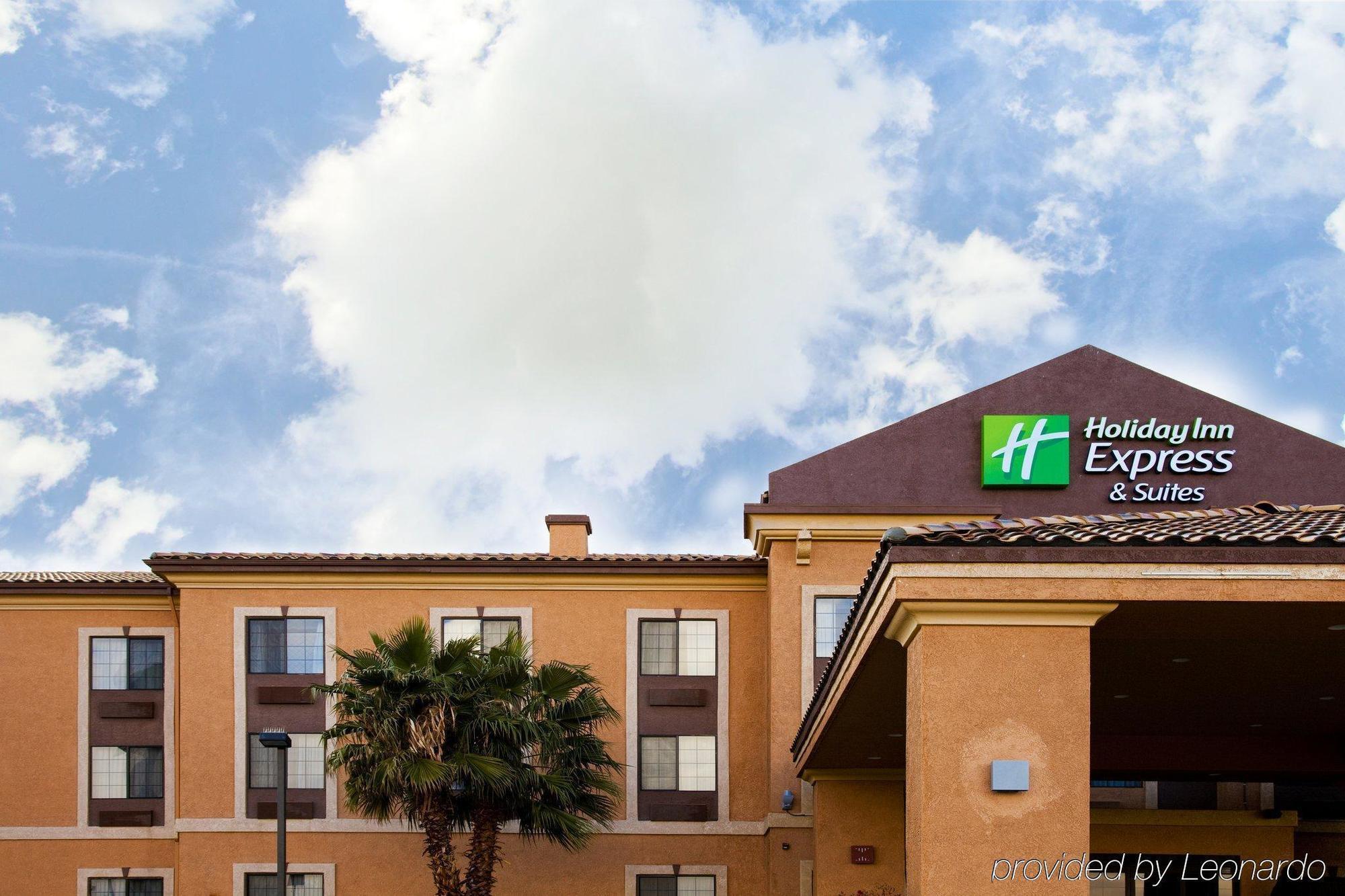 Holiday Inn Express Hotel & Suites Hesperia, An Ihg Hotel Exteriör bild