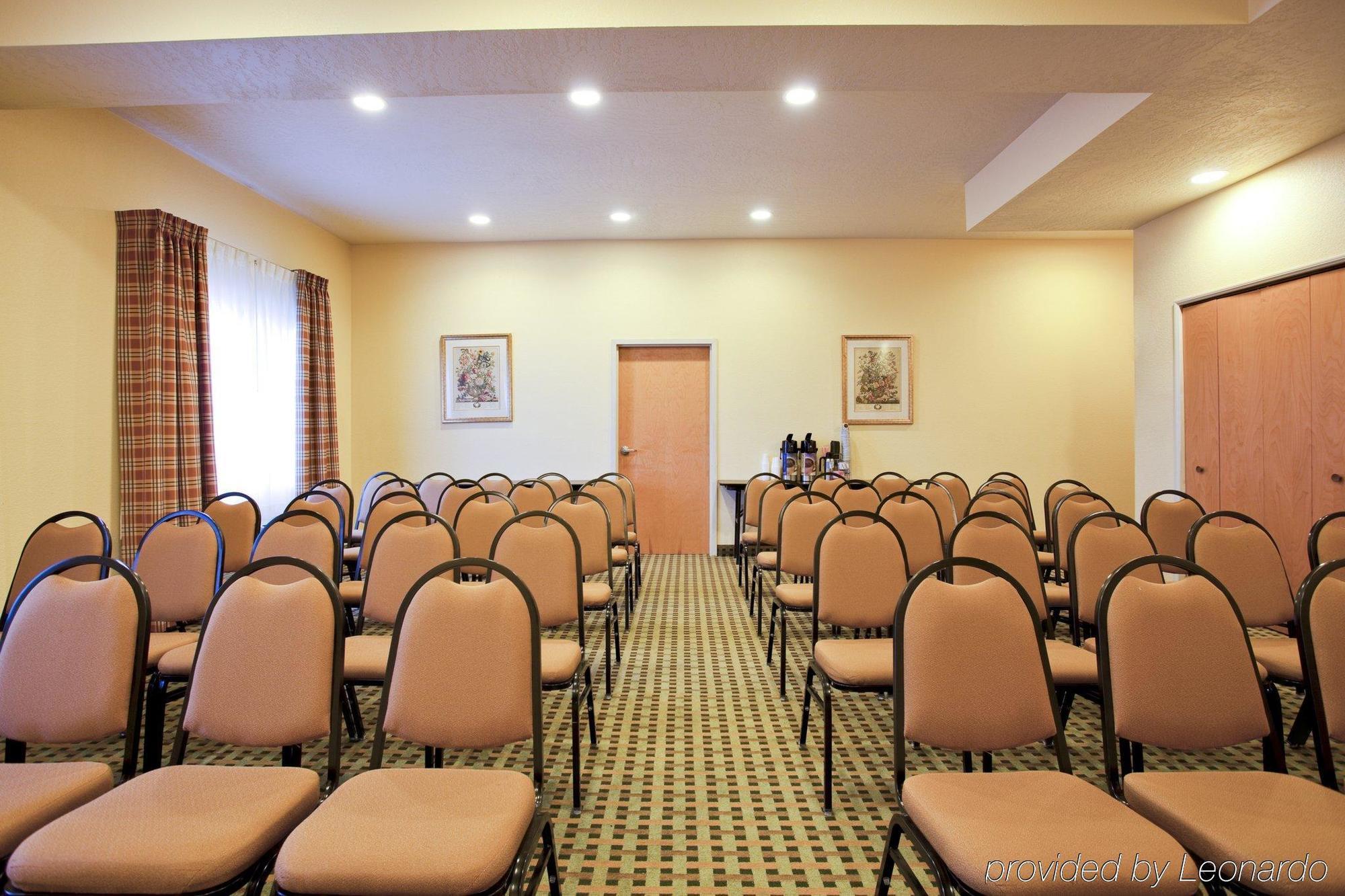 Holiday Inn Express Hotel & Suites Hesperia, An Ihg Hotel Exteriör bild