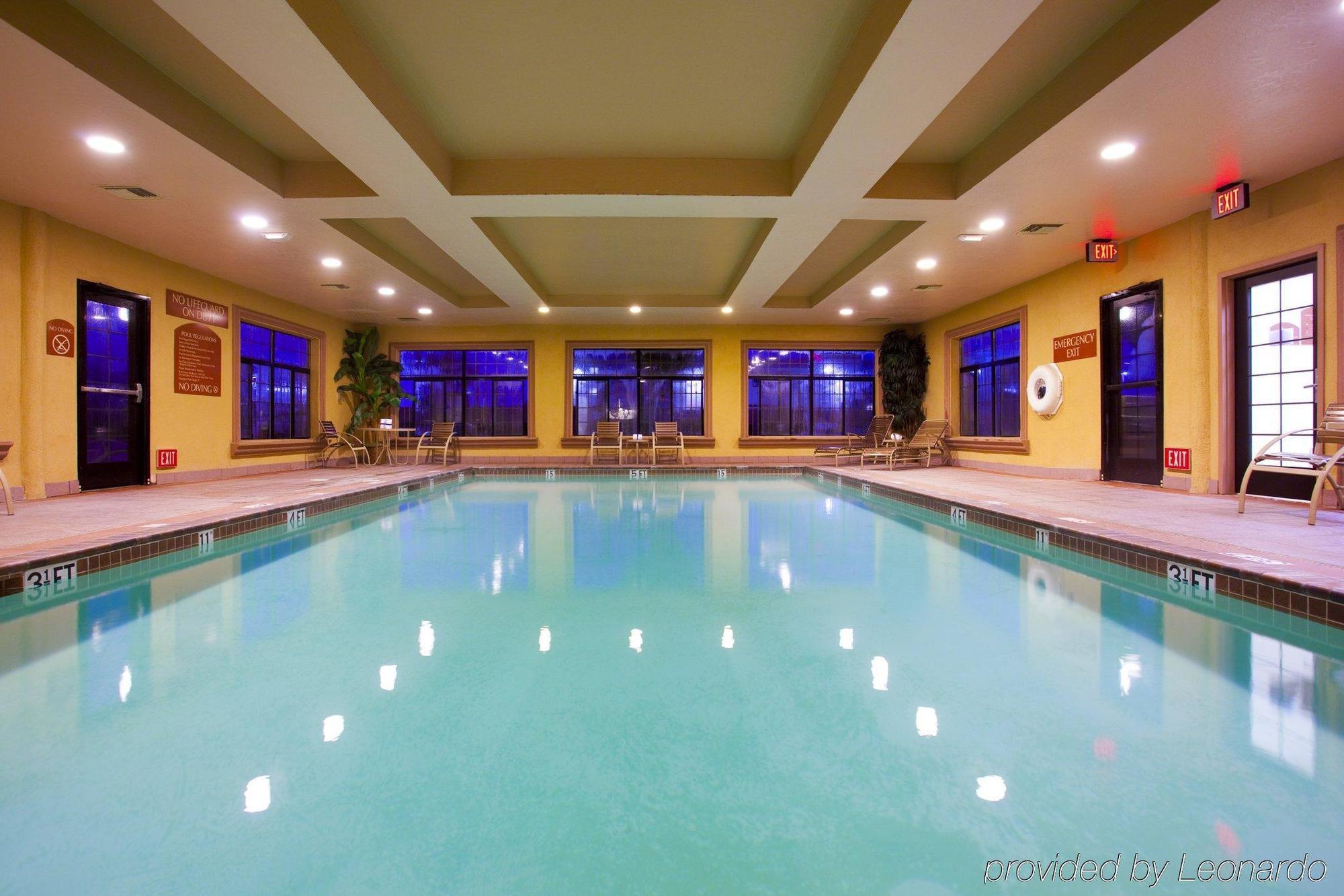 Holiday Inn Express Hotel & Suites Hesperia, An Ihg Hotel Exteriör bild